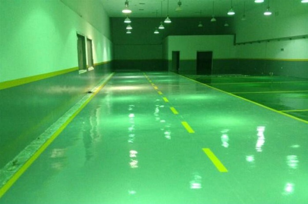 雨季環(huán)氧地坪漆施工應(yīng)考慮到哪些地方？